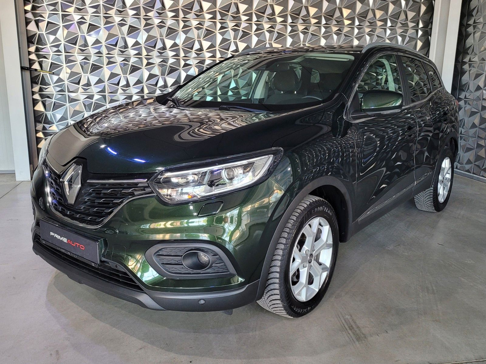 Renault Kadjar - Samsaru's Car Outlet