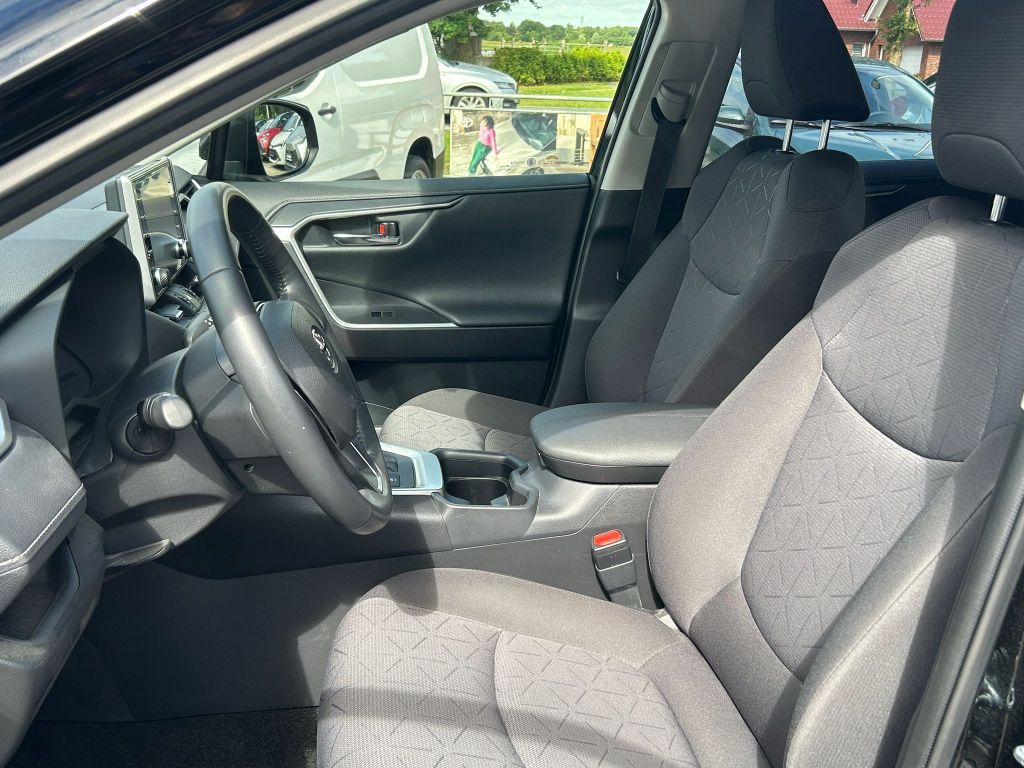 Toyota RAV 4 2.5 4x2 Hybrid - Samsaru's Car Outlet