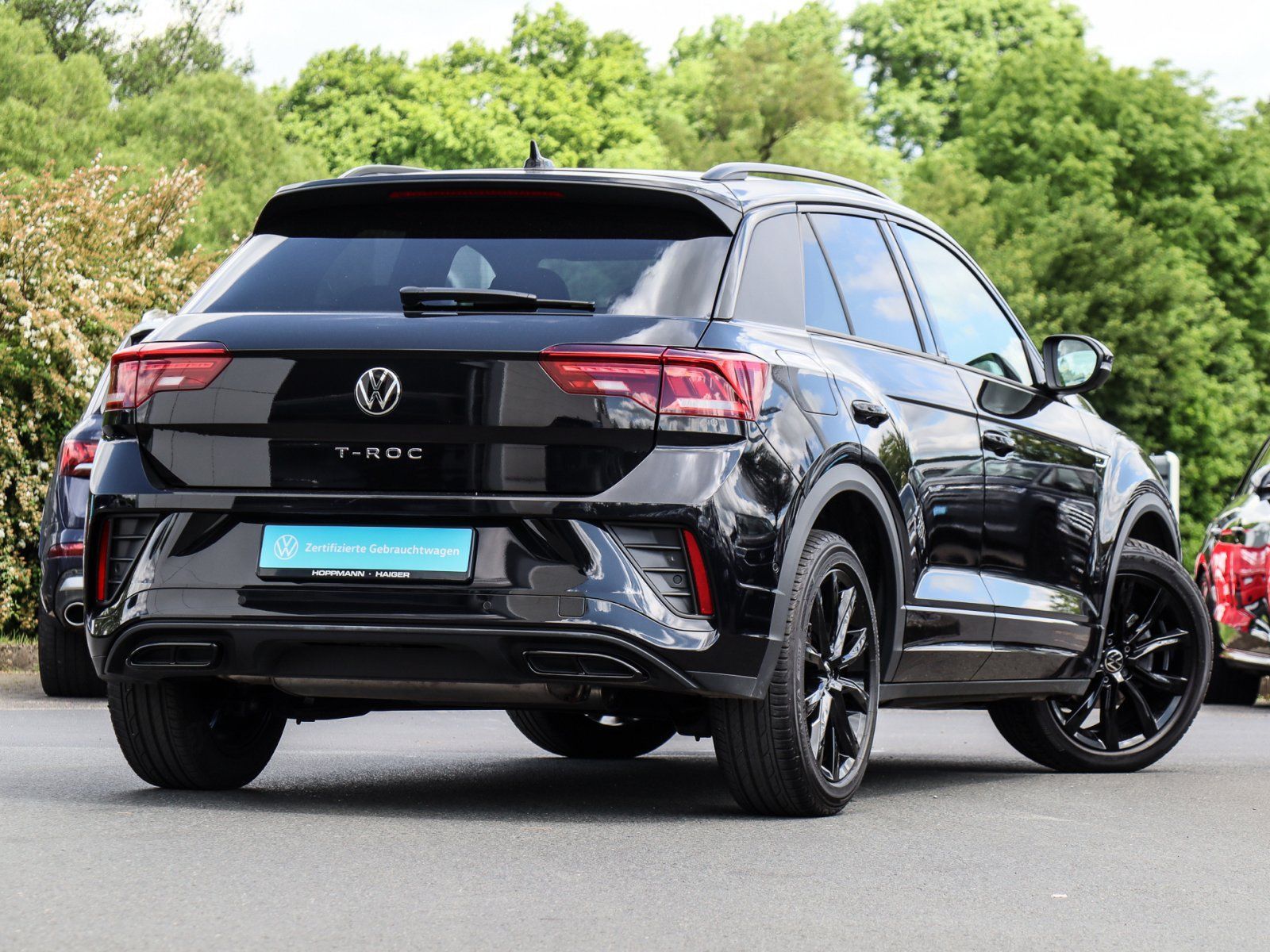 Volkswagen T-Roc R-Line 1.5 TSI - Samsaru's Car Outlet