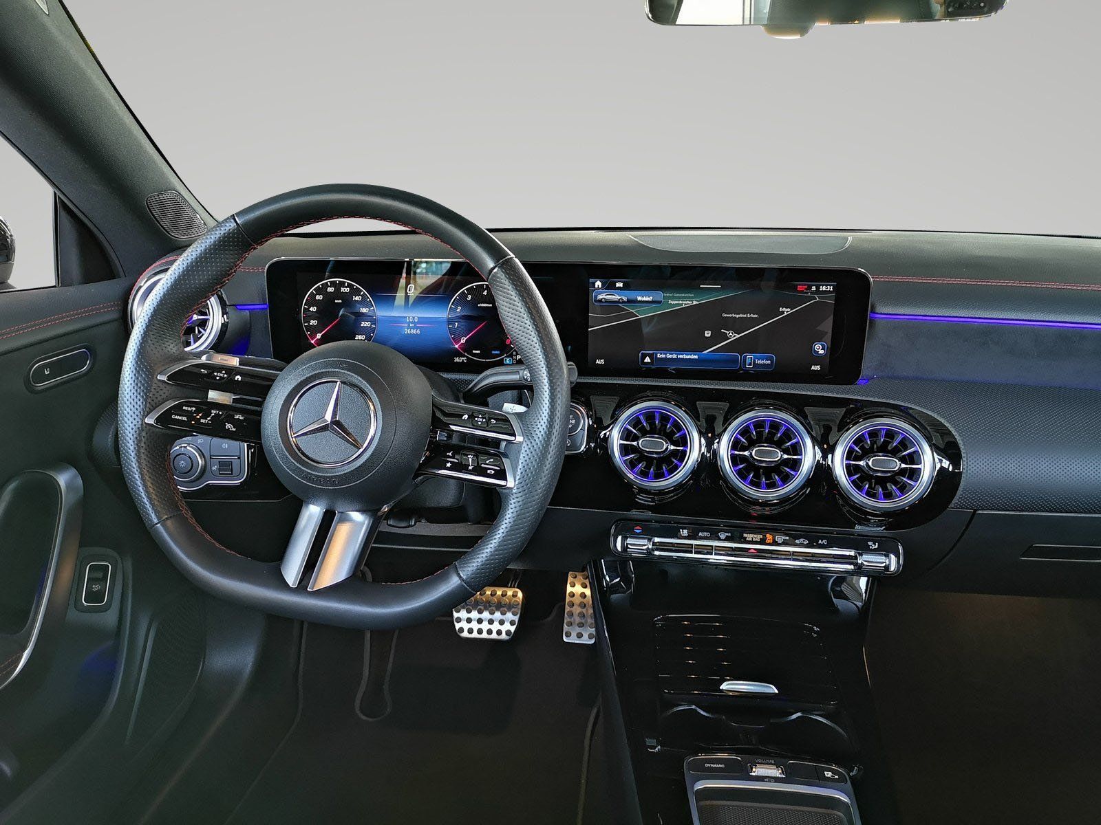 Mercedes-Benz CLA 200 Coupé AMG Line - Samsaru's Car Outlet