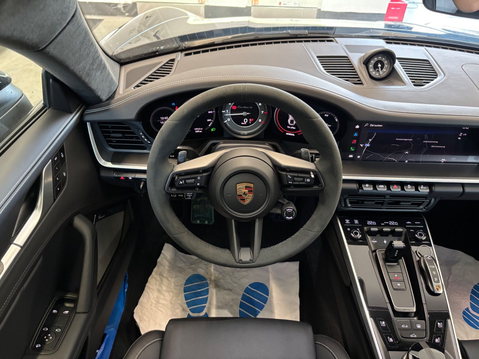 Porsche 992 (911) TURBO S COUPE*Lift*SportAbgas*Bumester