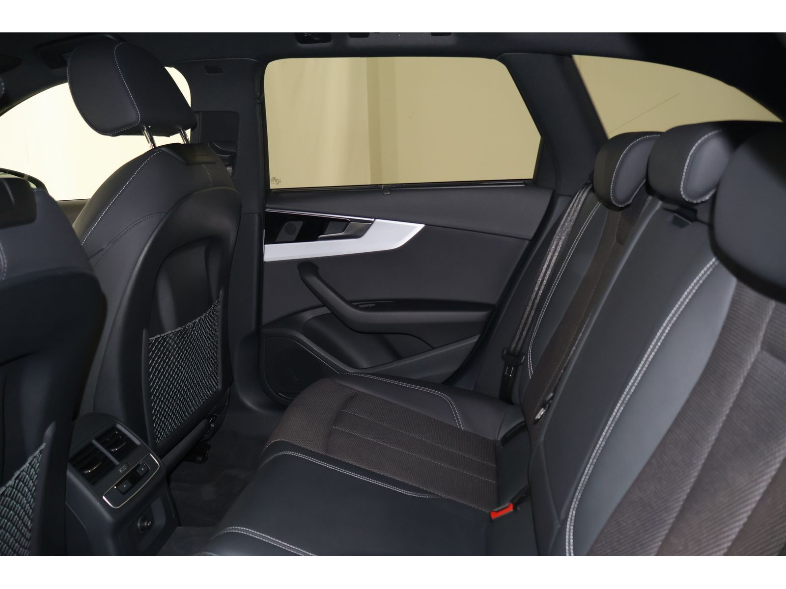 Audi A4 Avant 50 TDI quattro S line Matrix*SH*VC+