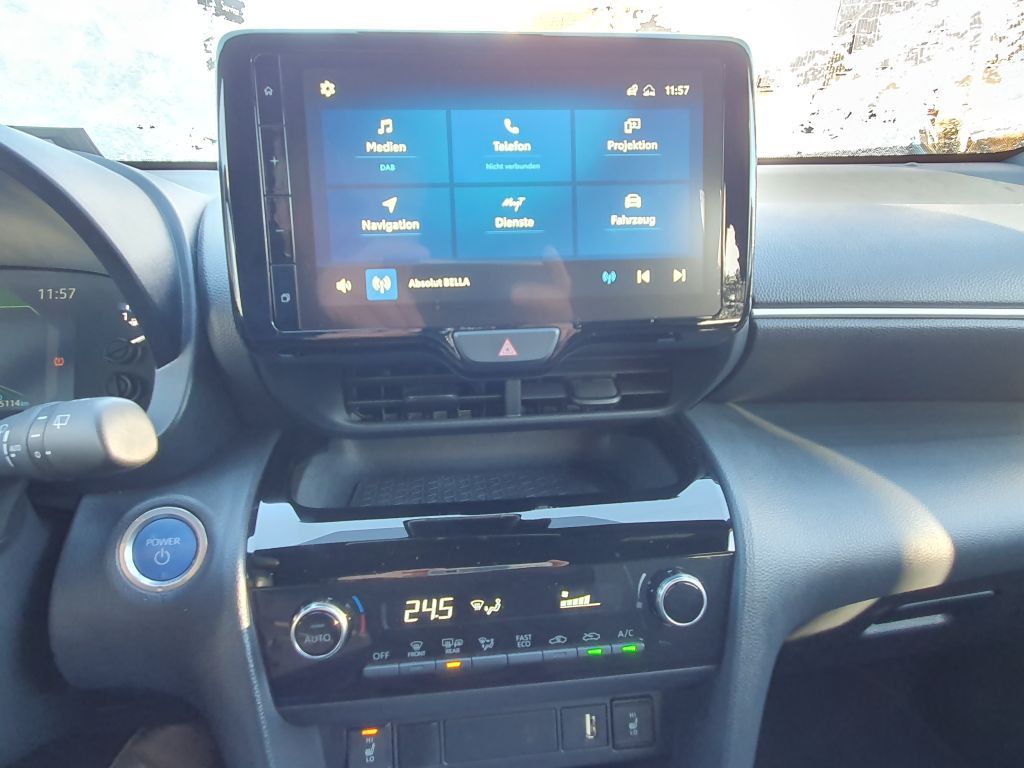 Toyota Yaris Cross Hybrid 1.5 VVT-i Team Deutschland