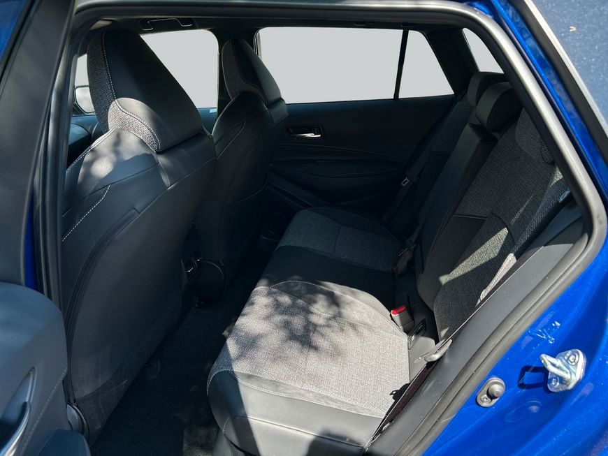 Toyota Corolla 2.0 Hybrid Touring Sports Teamplayer