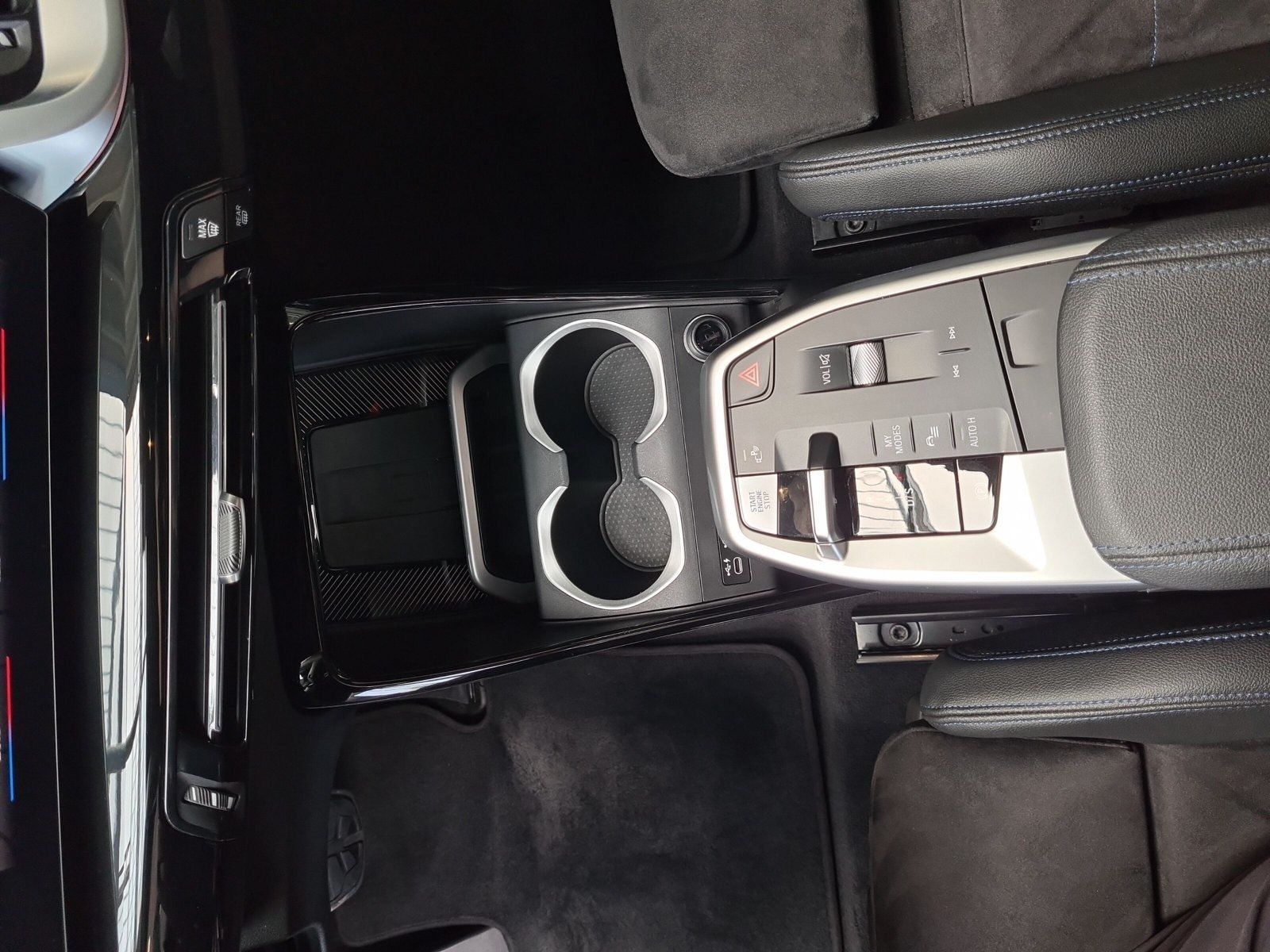 BMW X1 xDrive23i M-Sport - Samsaru's Car Outlet