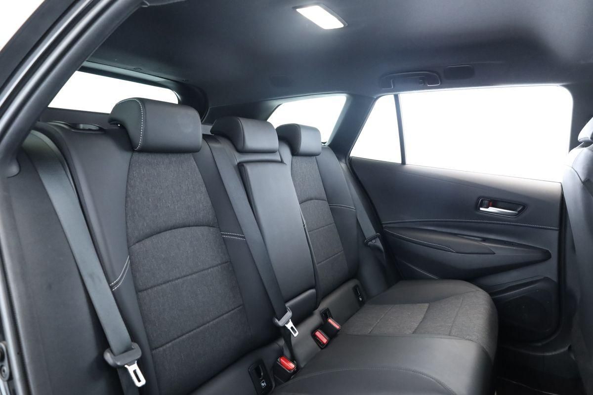 Toyota Corolla Touring Sports 2.0 CVT Team D Navi Kam