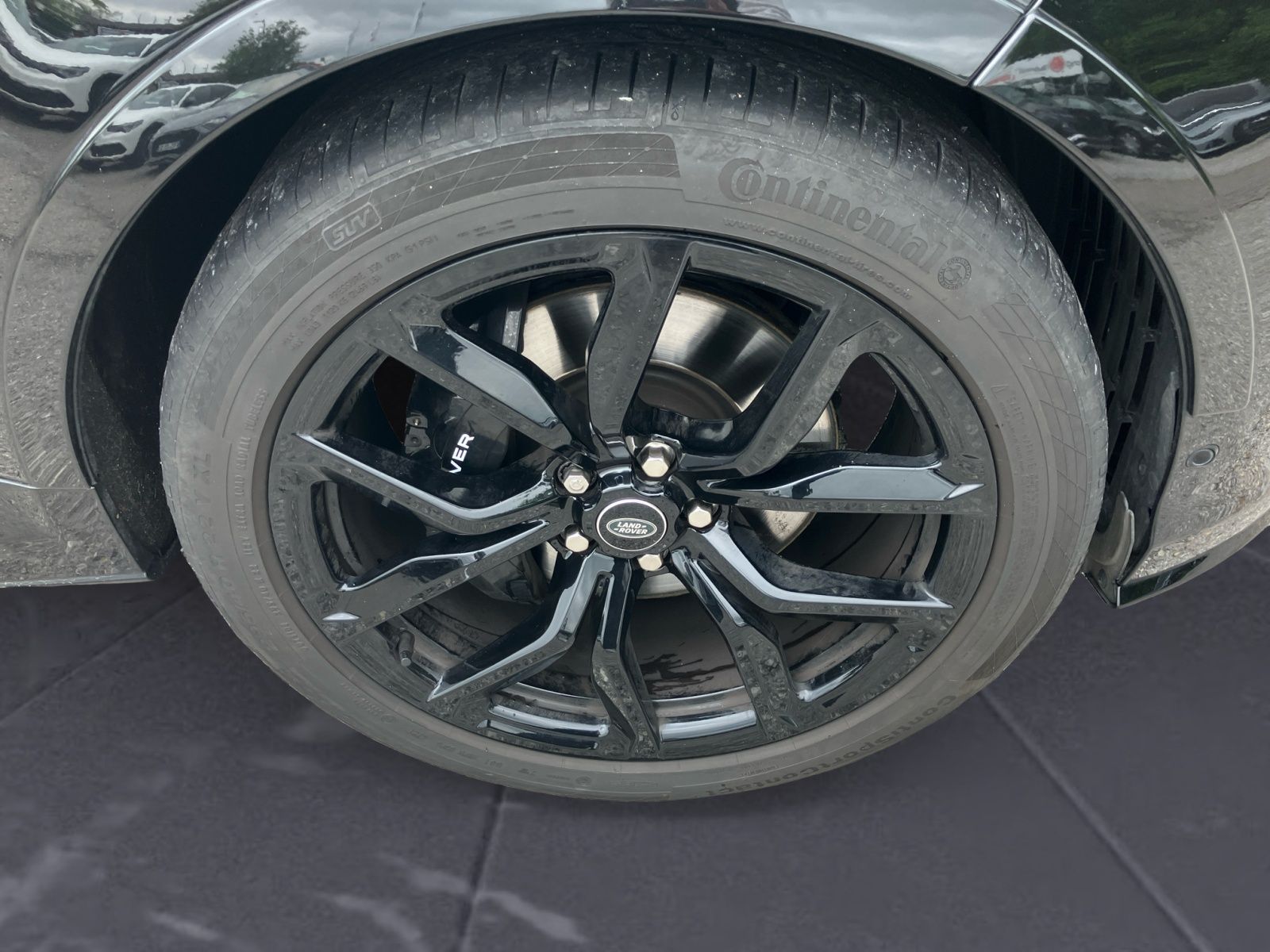 Range Rover Sport P575 V8 - Samsaru's Car Outlet