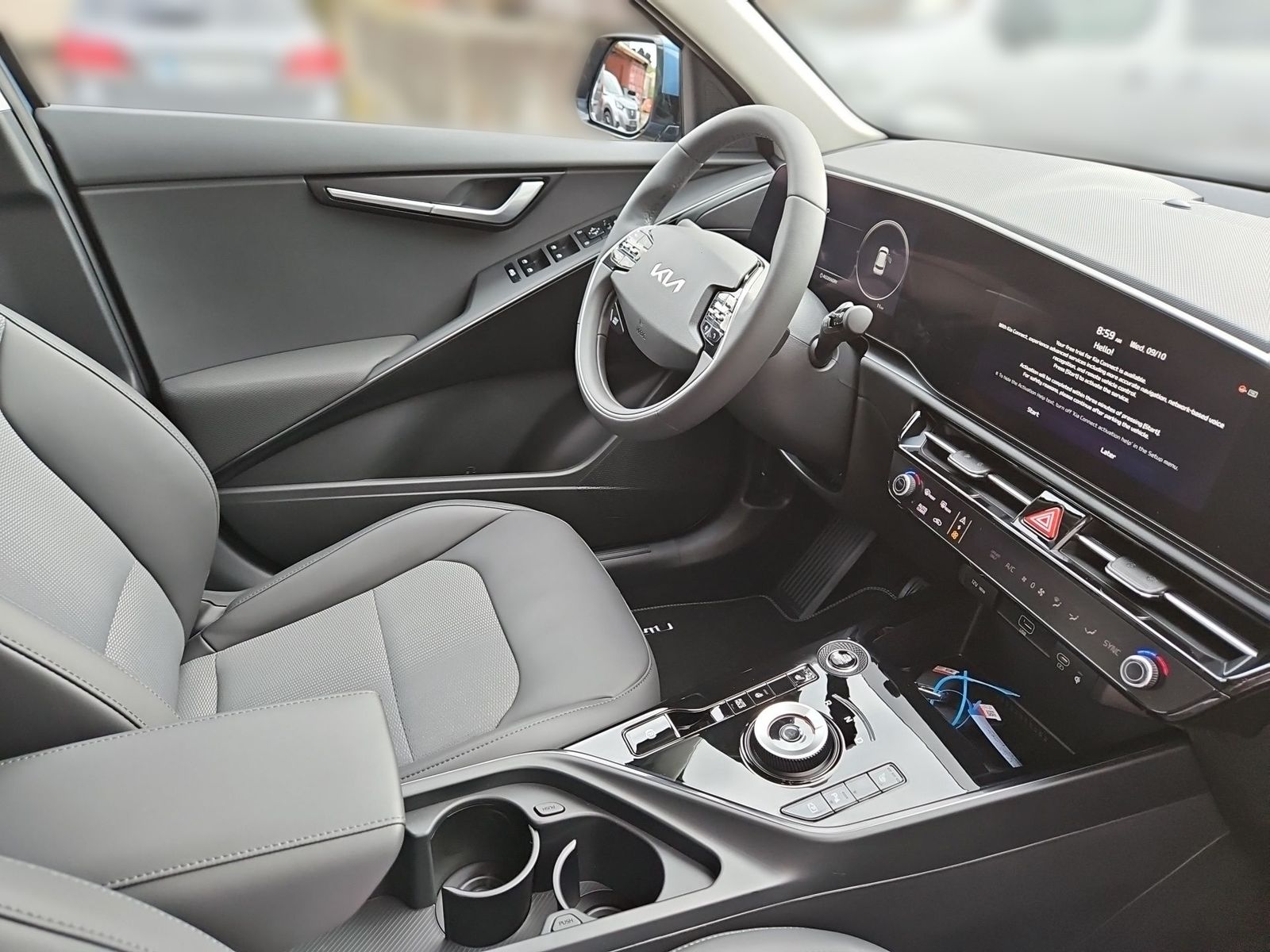 Kia Niro 1.6 HEV 129 DCT Vision - Samsaru's Car Outlet