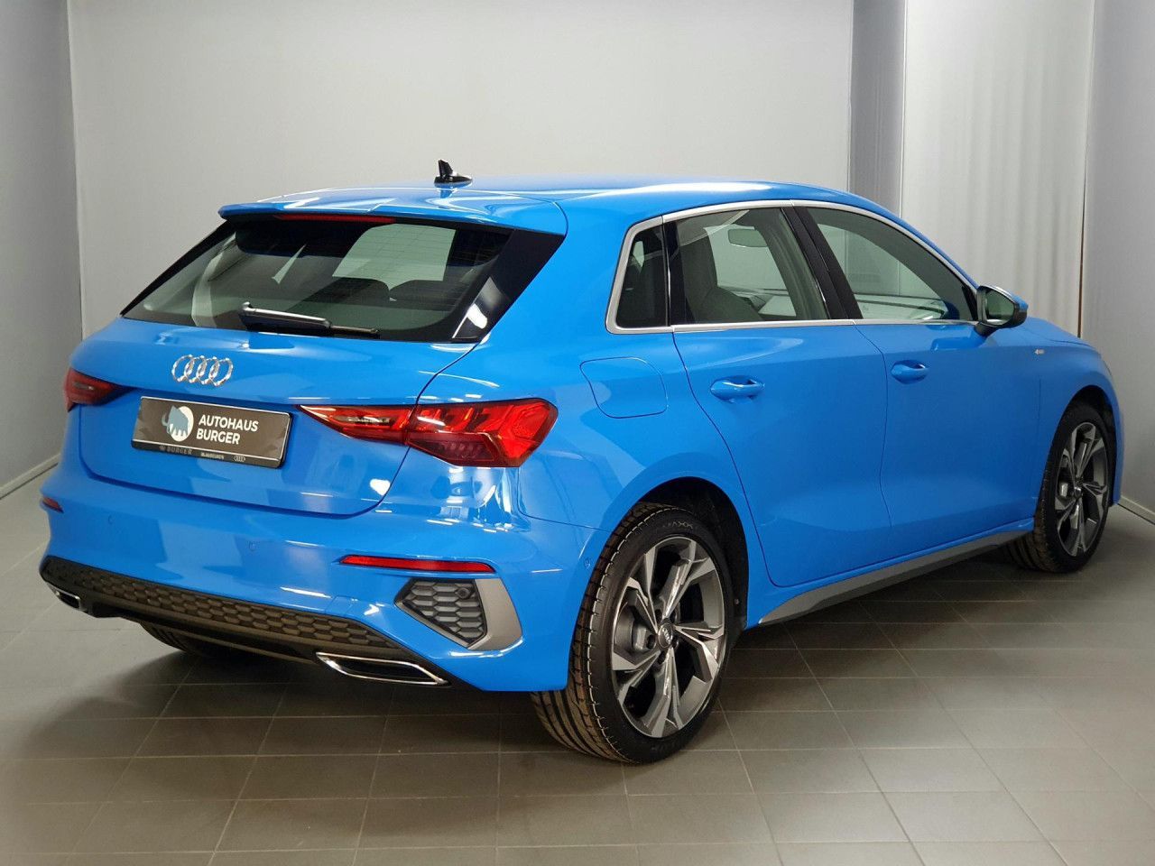 Audi A3 Sportback 40TFSIe S tronic S line - Samsaru's Car Outlet