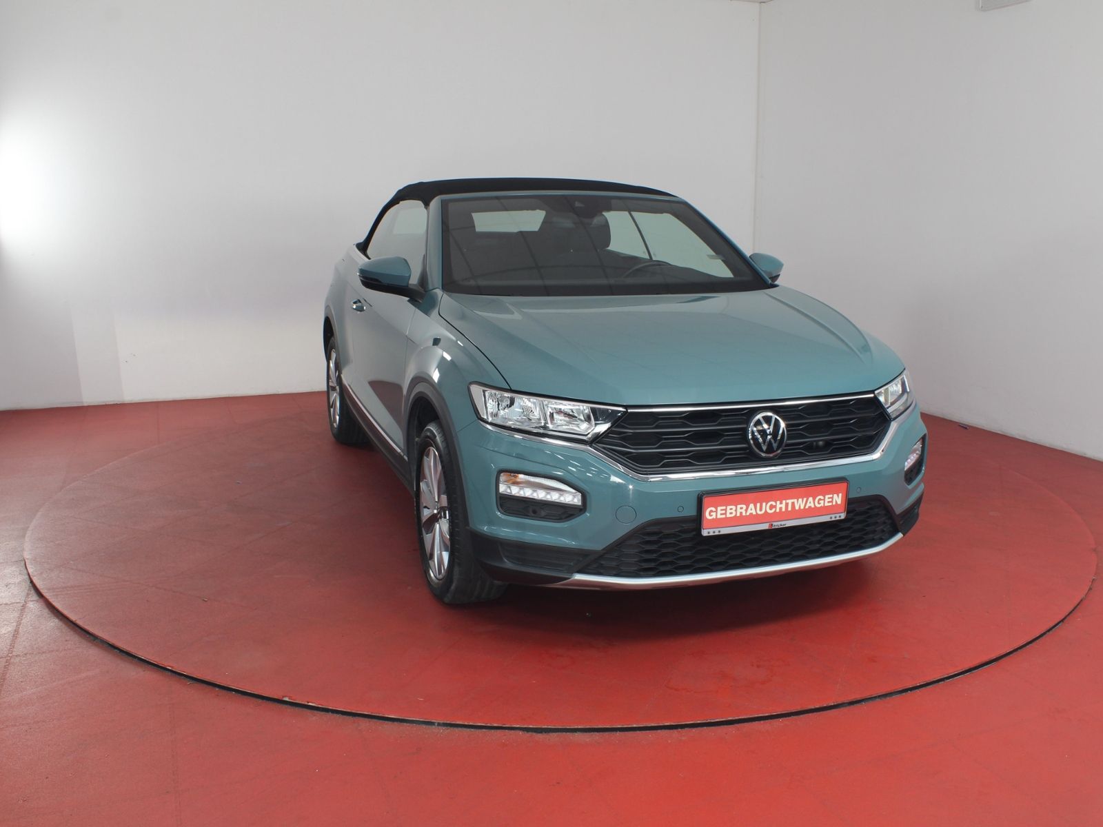 Volkswagen T-Roc Style 1.0TSI - Samsaru's Car Outlet