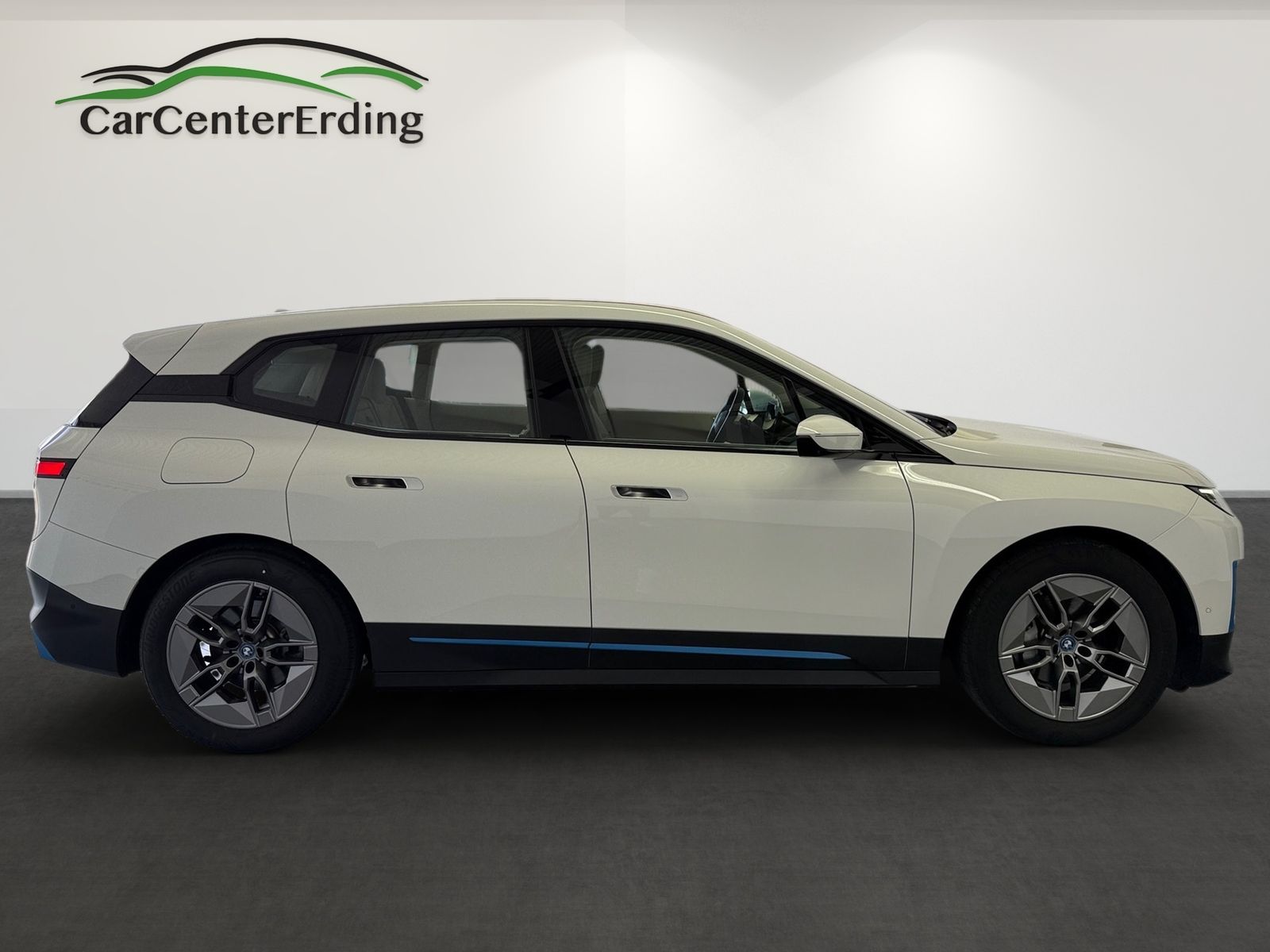 BMW iX40xDrive*LED*ACC*360*H&K*Leder*Atelier oyster*