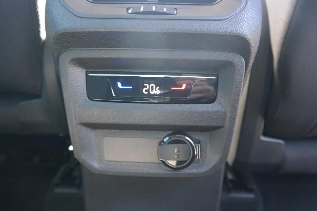 Volkswagen Tiguan 2.0 TDI Life DSG - Samsaru's Car Outlet