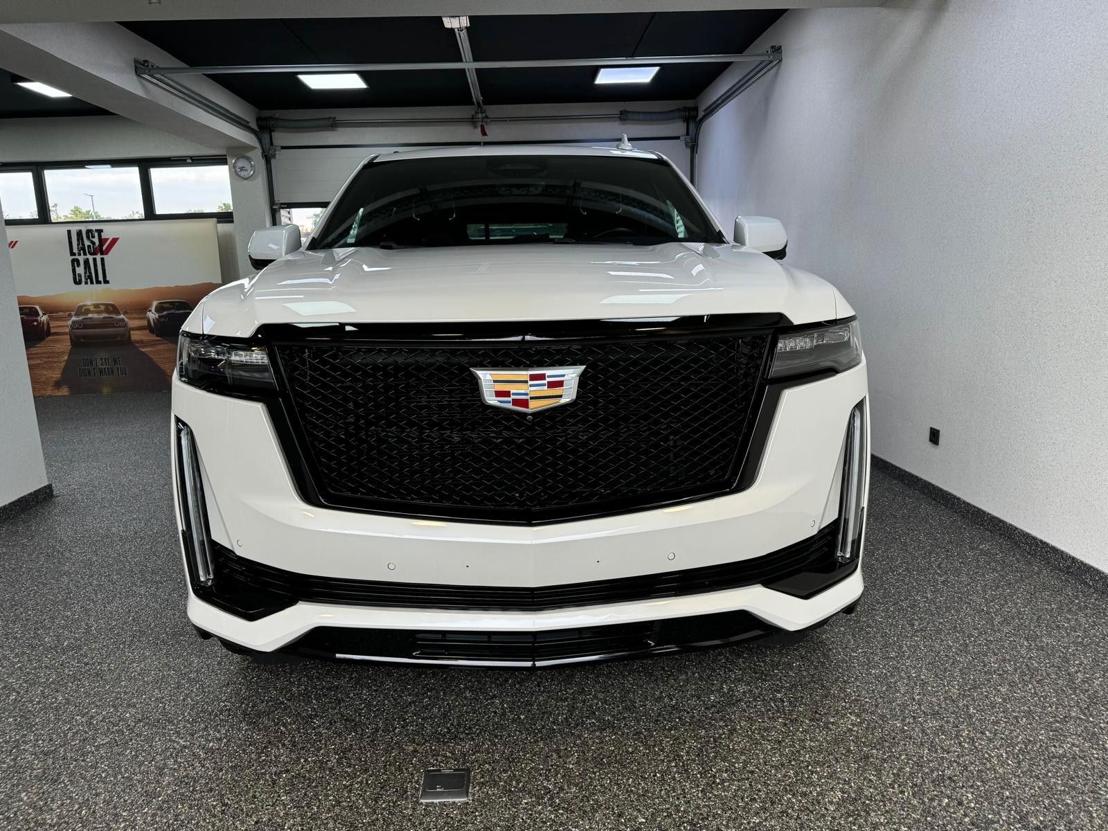 Cadillac ESCALADE ESV SPORT 6.2 V8 - AUS 1. HAND