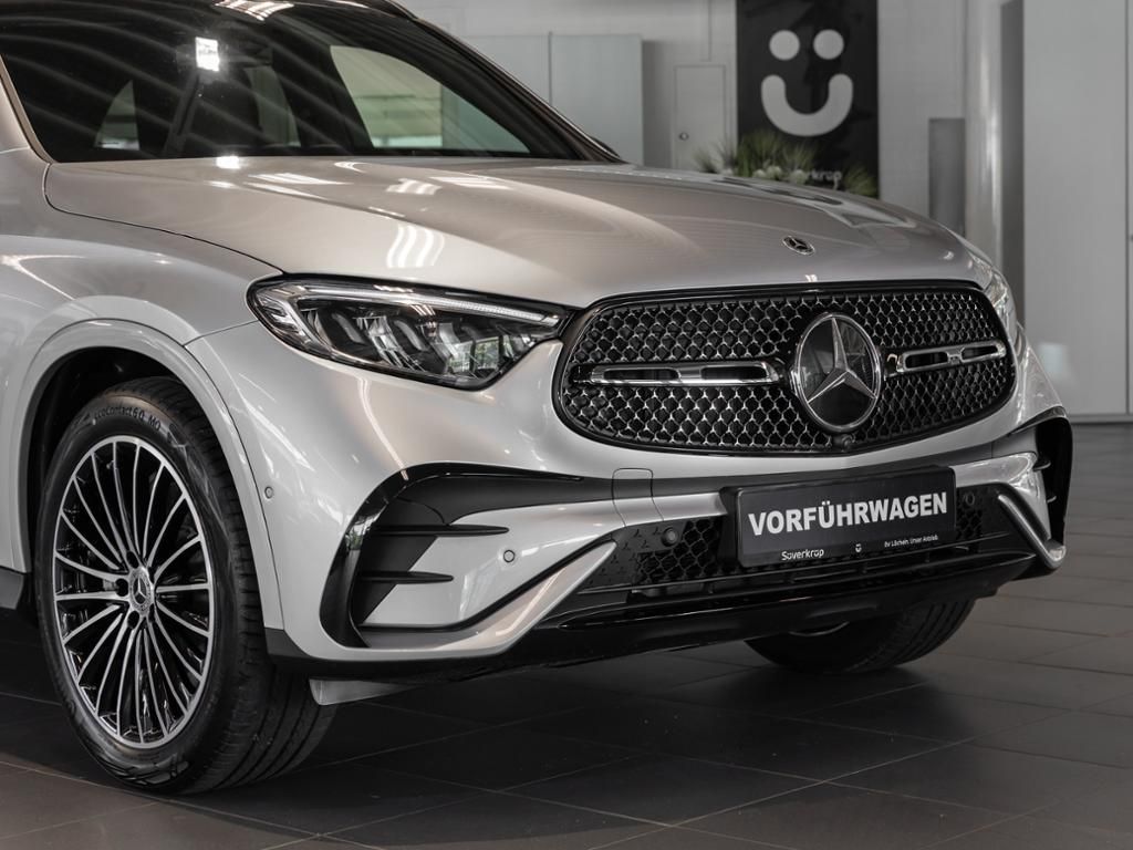 Mercedes-Benz GLC 200 d 4M AMG NIGHT MEMO 360 AHK DISTR KAMERA