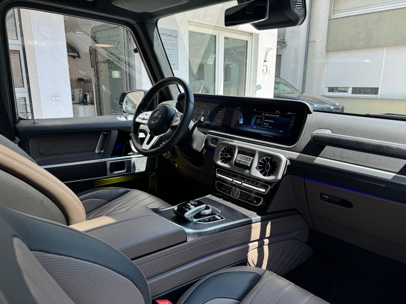 Mercedes-Benz G 500 AMG - Samsaru's Car Outlet