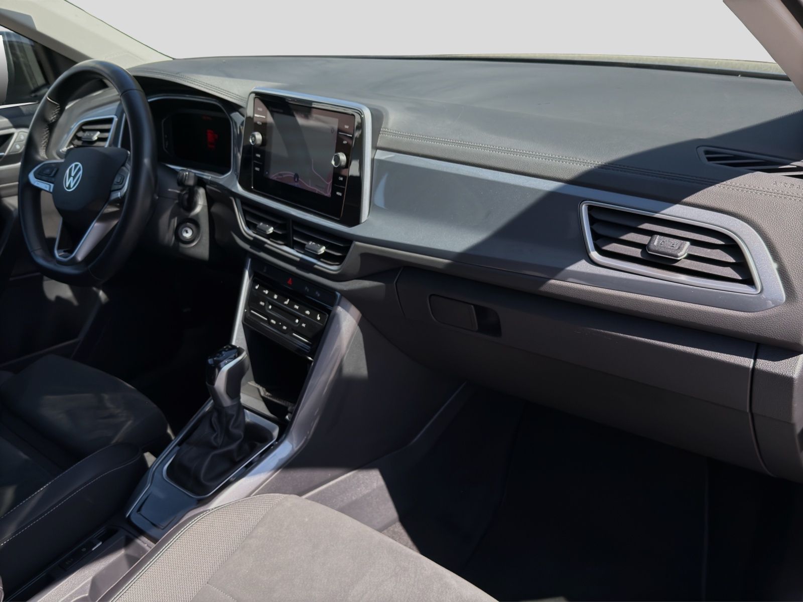 Volkswagen T-Roc 2.0 TDI DSG STYLE - Samsaru's Car Outlet