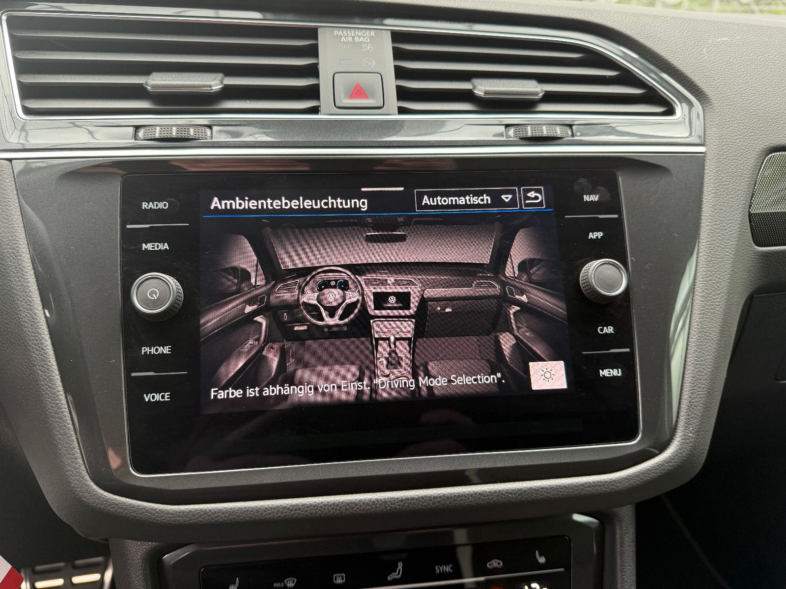Volkswagen Tiguan TDI DSG 4m Urban Sport - Samsaru's Car Outlet