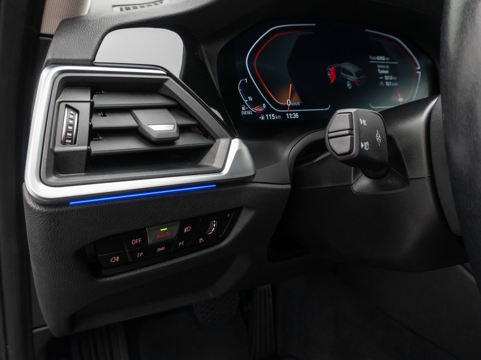 BMW 320d xD Sport Line - Samsaru's Car Outlet