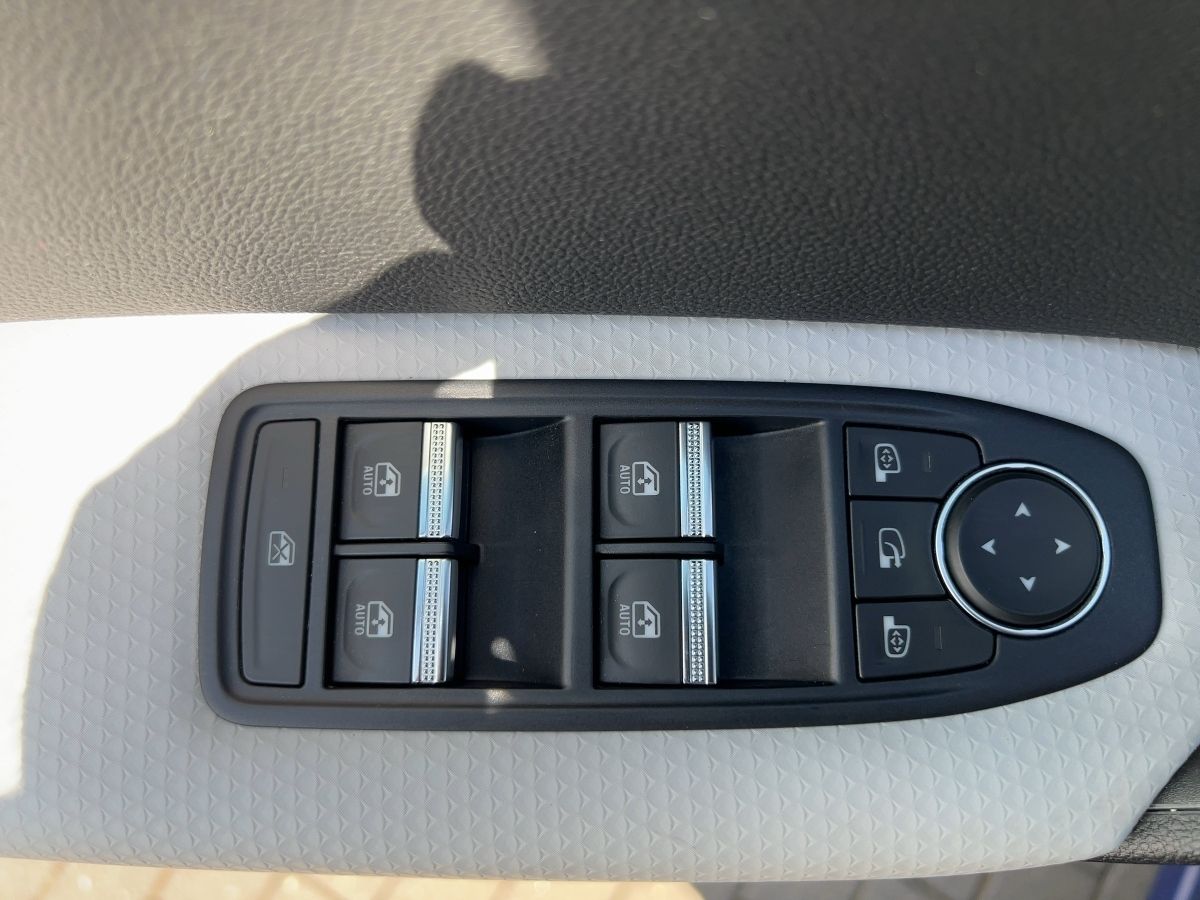 Renault Captur EDITION ONE E-TECH Plug-In HYBRID - Samsaru's Car Outlet