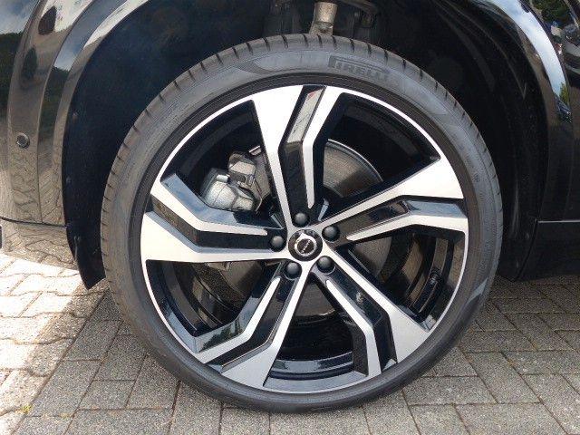 Volvo XC90 Ultra Dark T8 Recharge Plug-In Hybrid AWD - Samsaru's Car Outlet