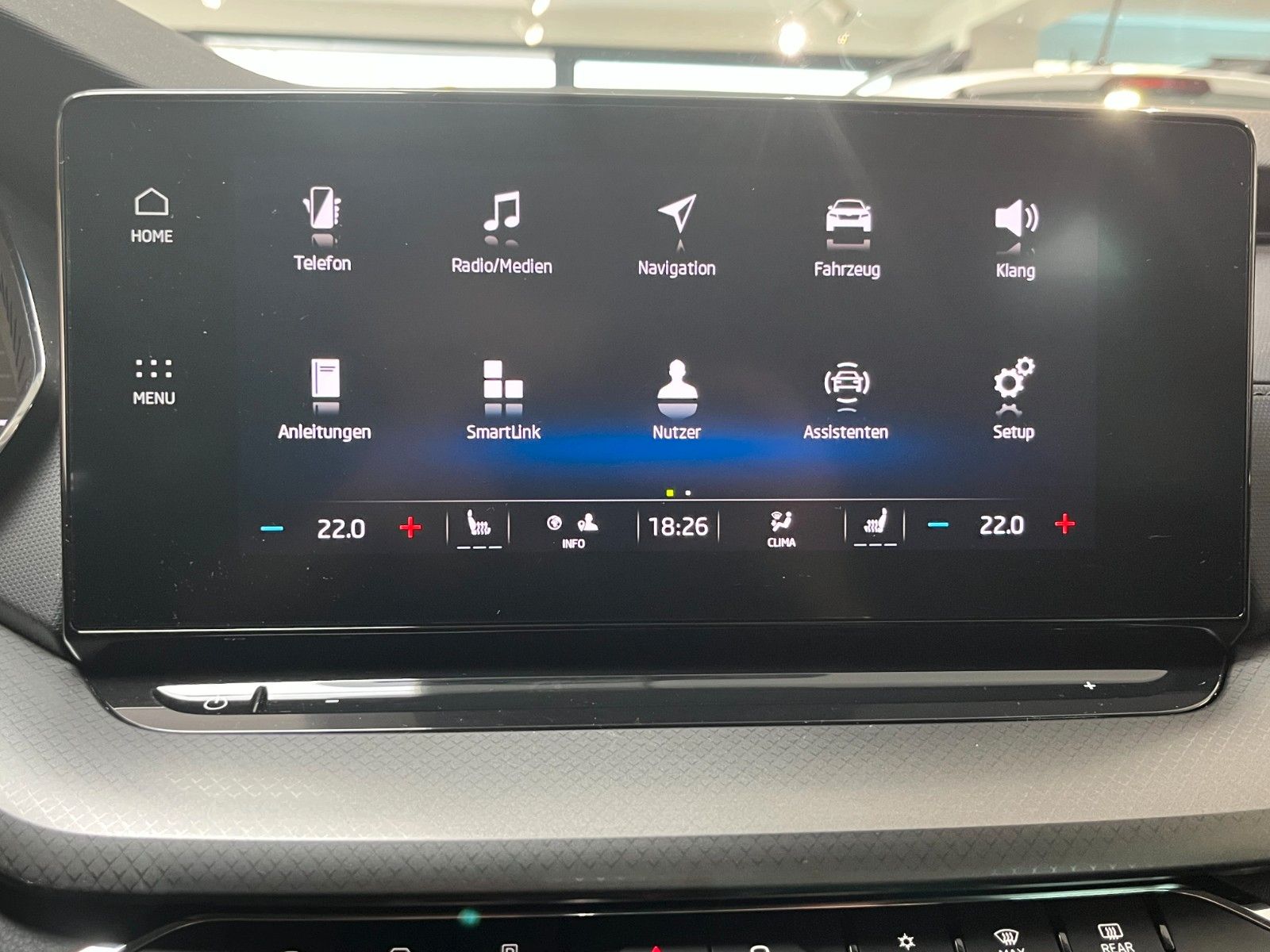 Skoda Octavia Combi 2.0 TDI DSG Ambition - Samsaru's Car Outlet