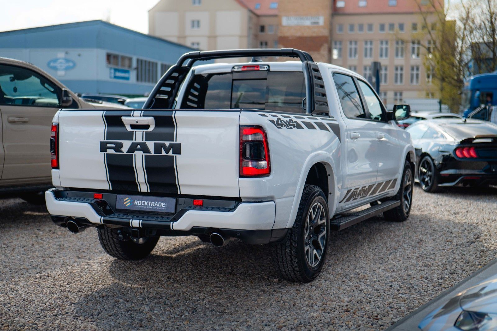 Dodge RAM 3.0 MY 25 TWIN TURBO LARAMIE Night Pano ACC