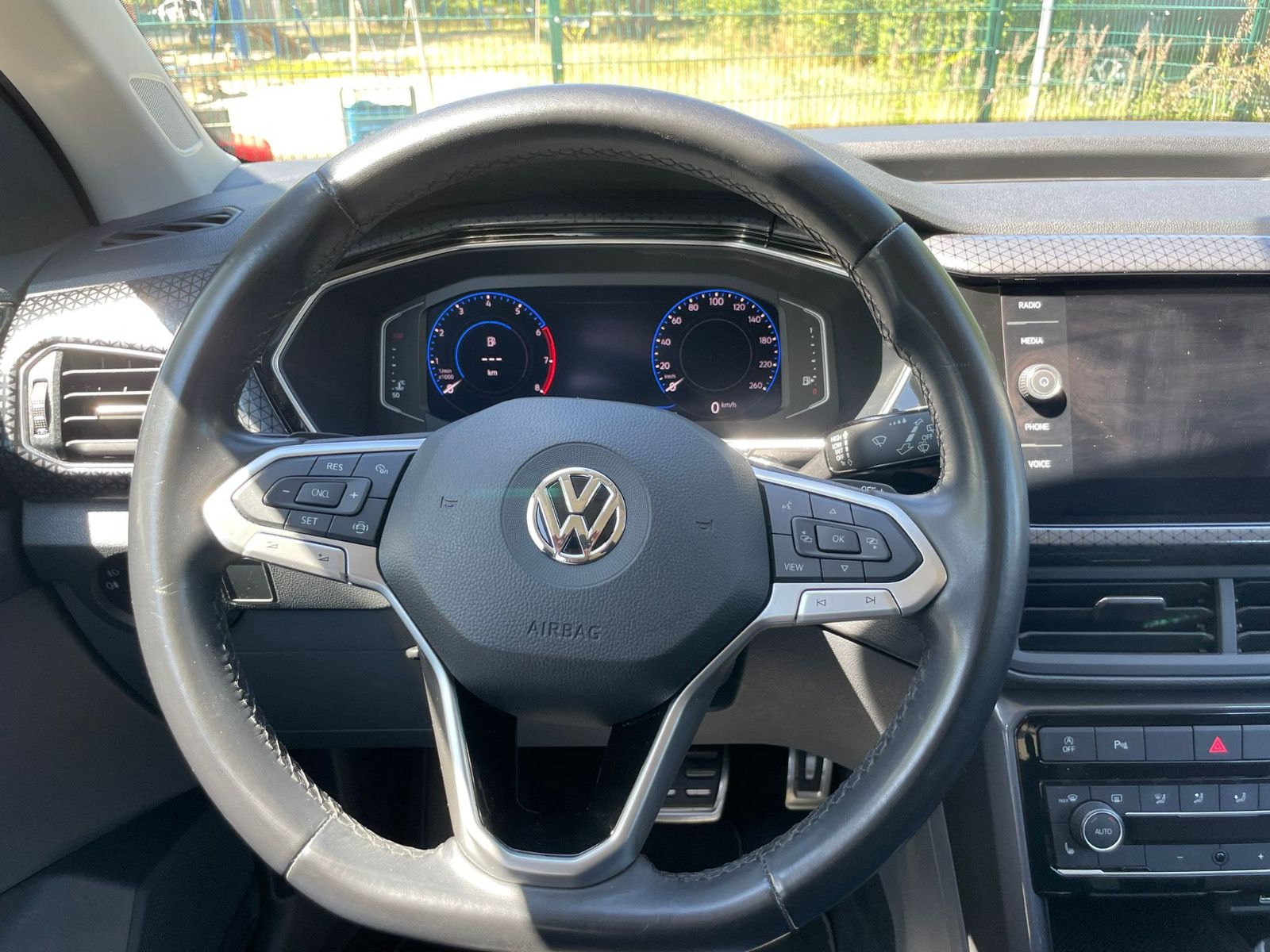 Volkswagen T-Cross Style 1.0 TSi - Samsaru's Car Outlet