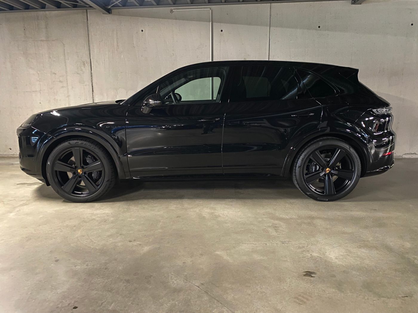 Porsche Cayenne E-Hybrid | Sportabgas | Luftfederung |