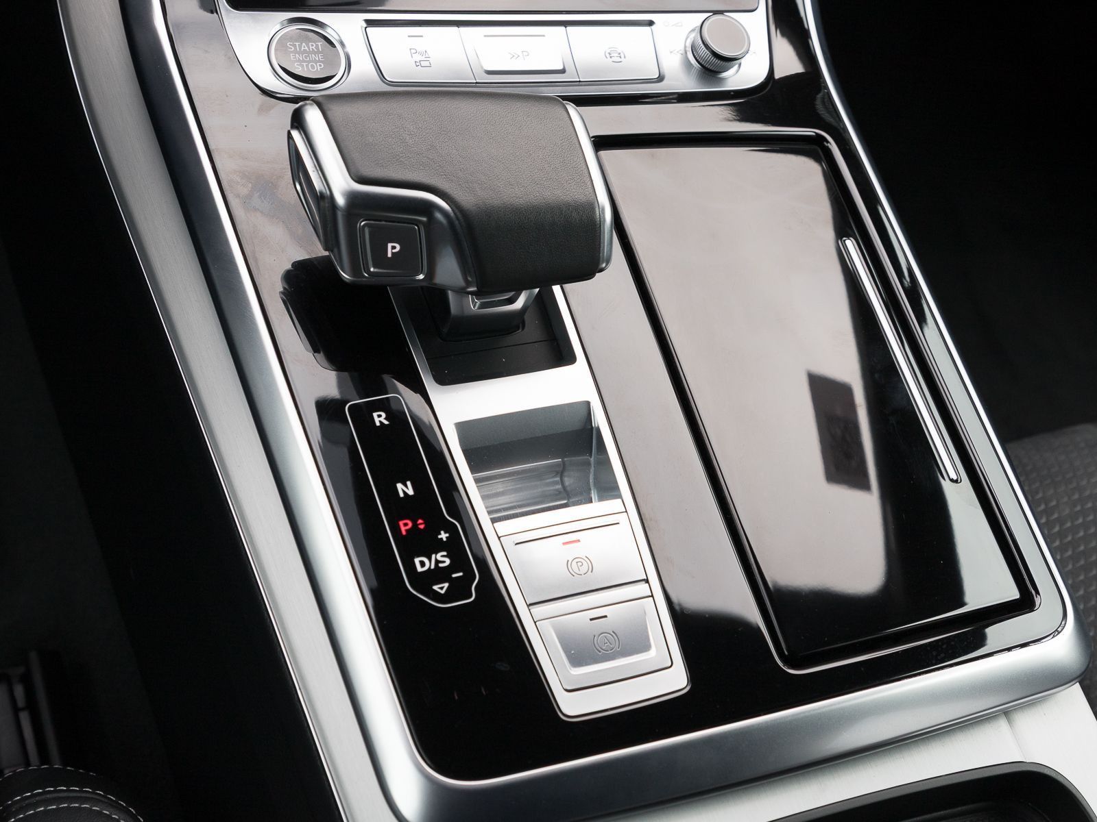 Audi Q7 50 TDI Q S LINE LM20 7-SITZE AHK MATRIX