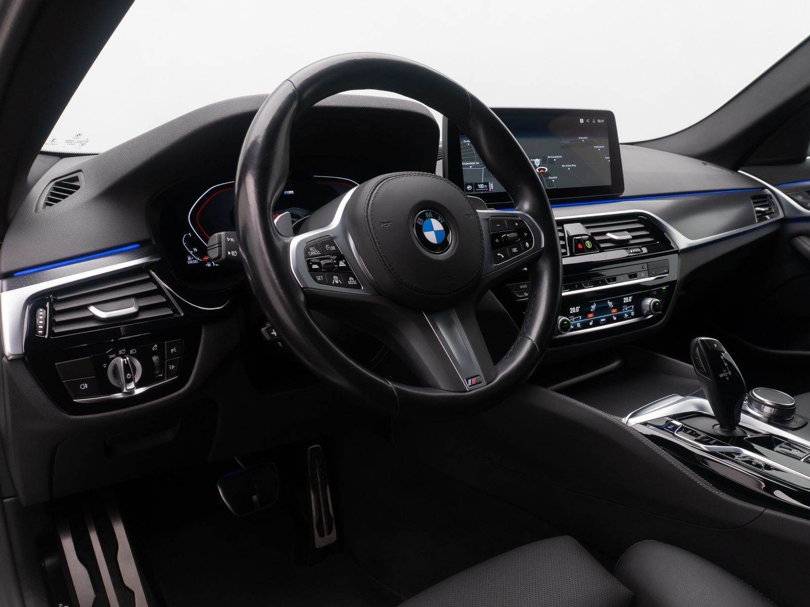 BMW 530d xD M Sport DAB Laser 360°HUD 4xKlima 19Zoll