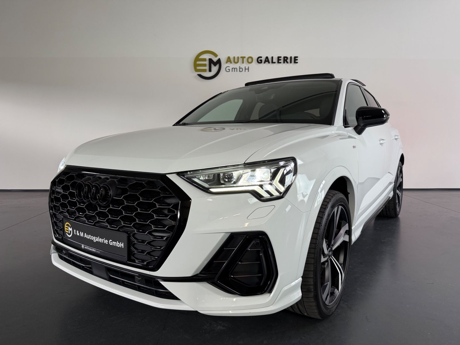 Audi Q3 Sportback 45 TFSI qu S line Pano B&O AHK ACC