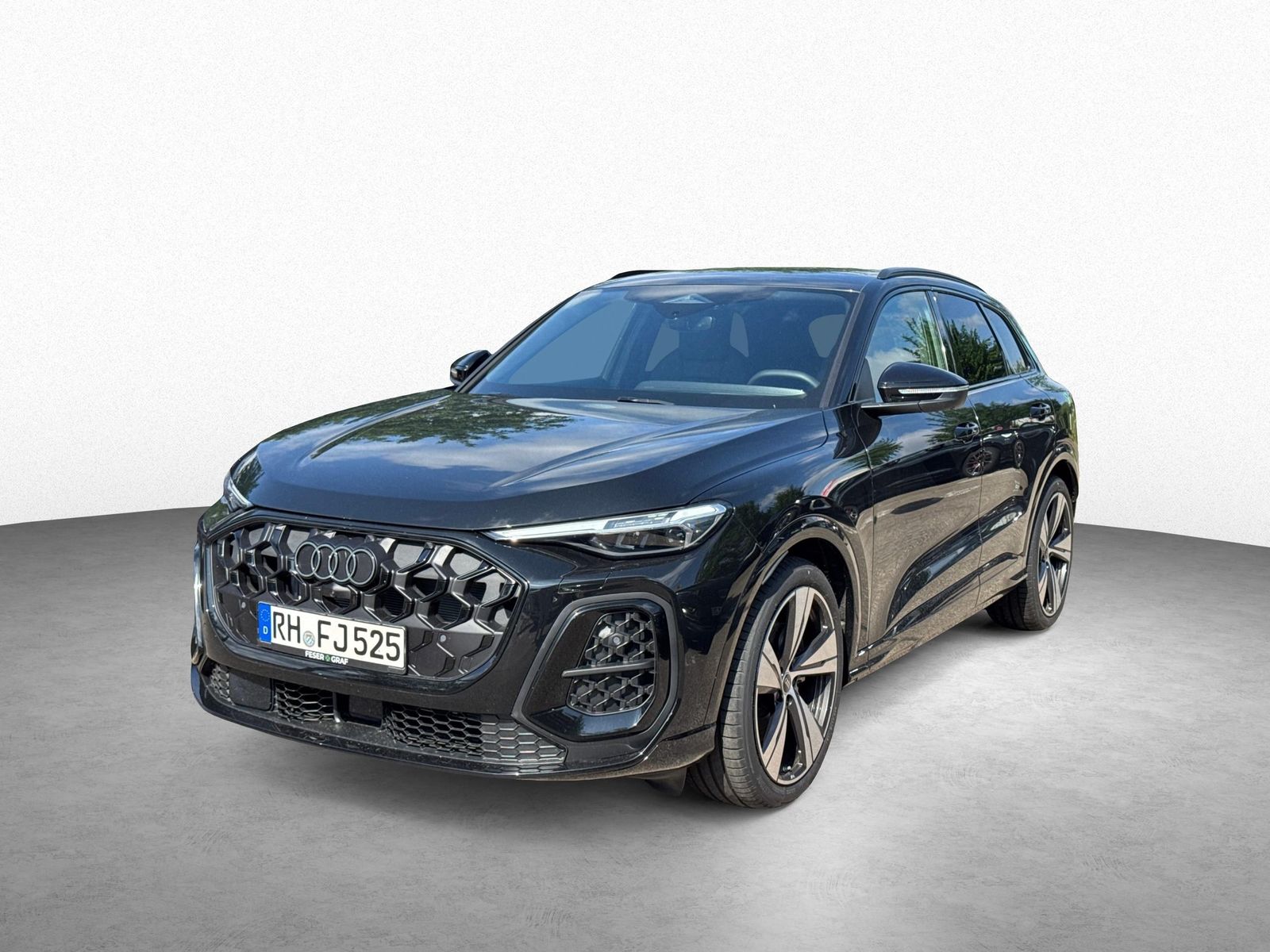 Audi Q5 40 TDI quattro S line - Samsaru's Car Outlet