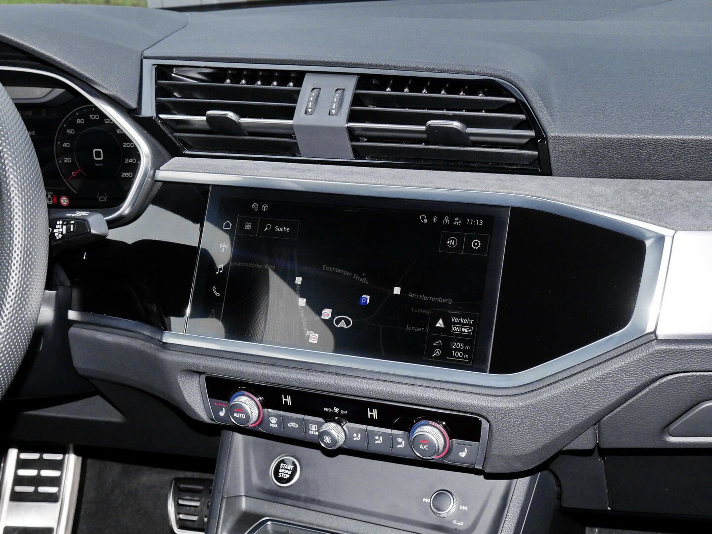 Audi Q3 45 TFSI quattro S line - Samsaru's Car Outlet