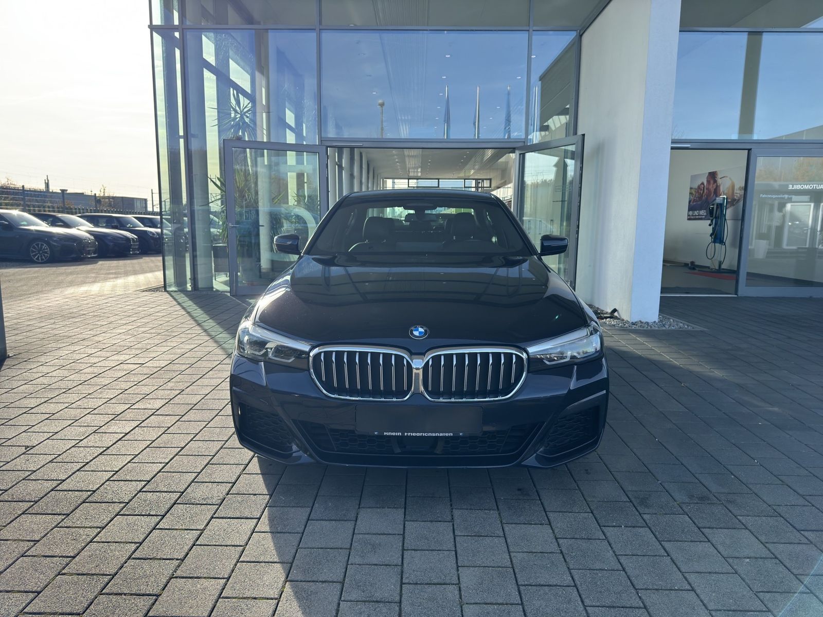 BMW 540d xDrive Limousine M Sport DrivingA. AHK ACC
