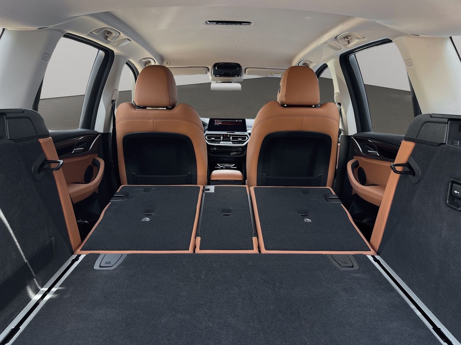 BMW X3 xDrive20i - Samsaru's Car Outlet