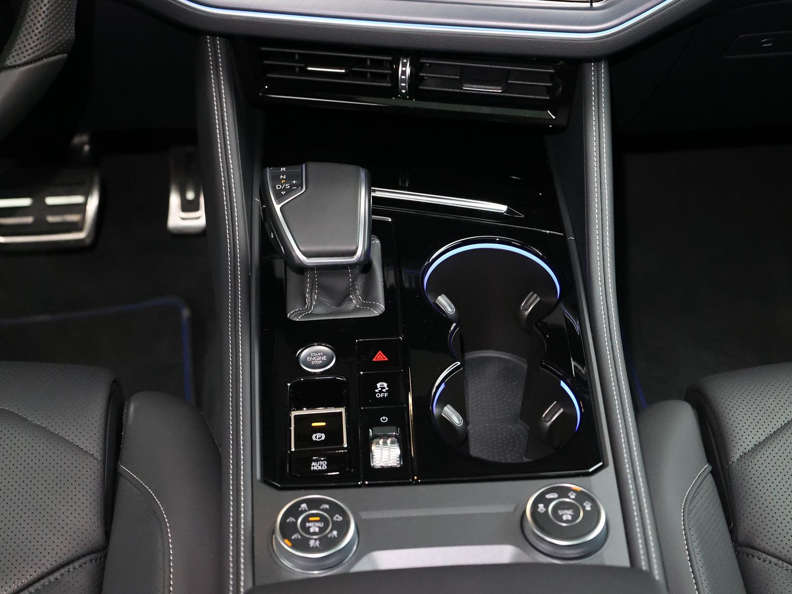 Volkswagen Touareg R 3.0 TSI R Plug-In - Samsaru's Car Outlet