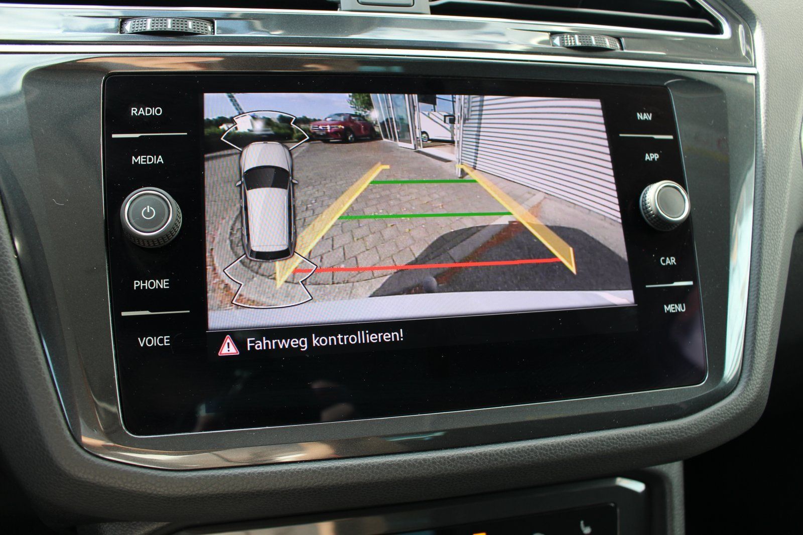 Volkswagen Tiguan 1.5 TSI DSG Move - Samsaru's Car Outlet