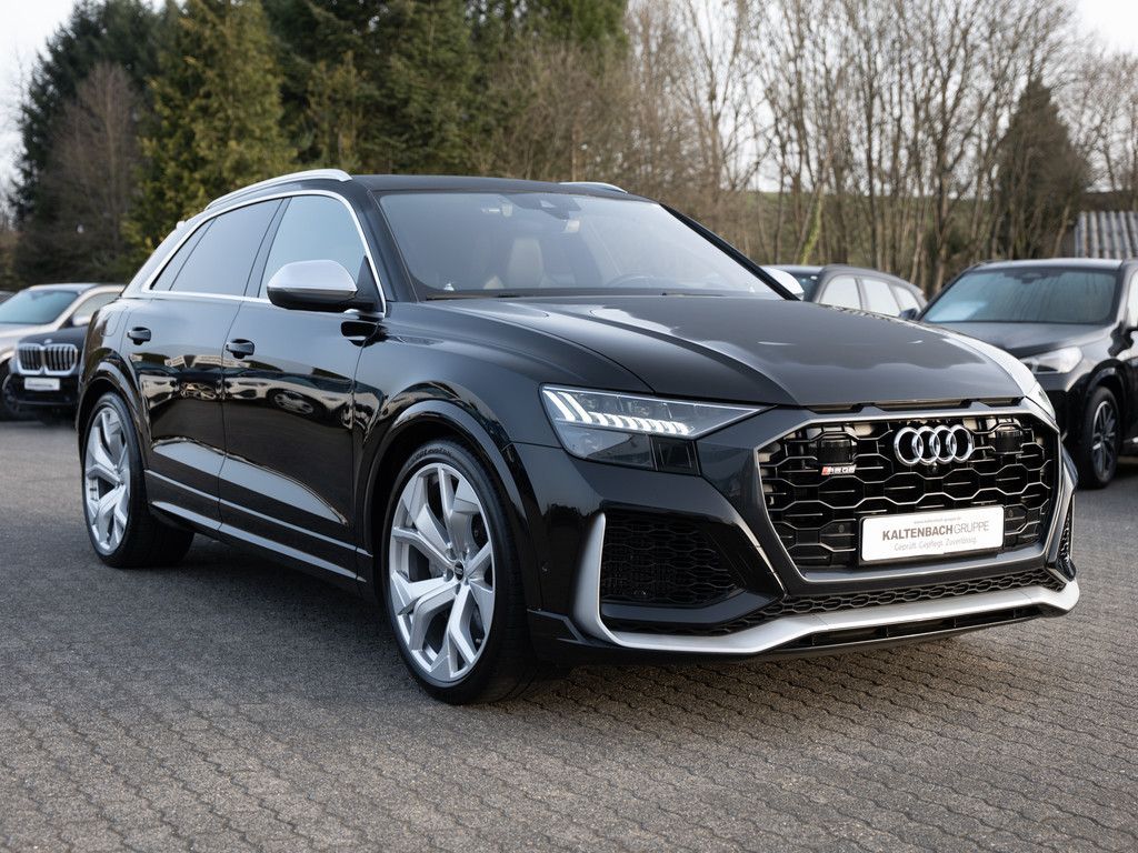 Audi RS Q8 quattro PANO AHK HUD 360° MATRIX-LED B&O
