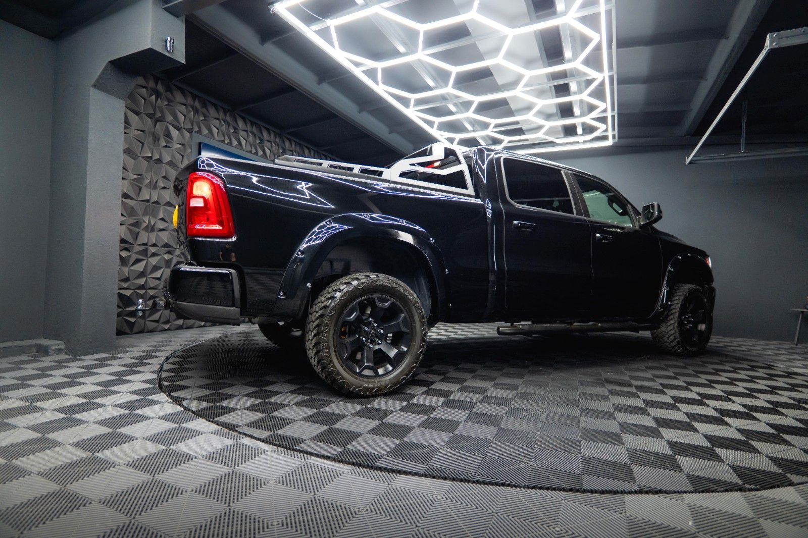 Dodge RAM 3.0 MY 25 TWIN TURBO Offroad Night ACC 19%