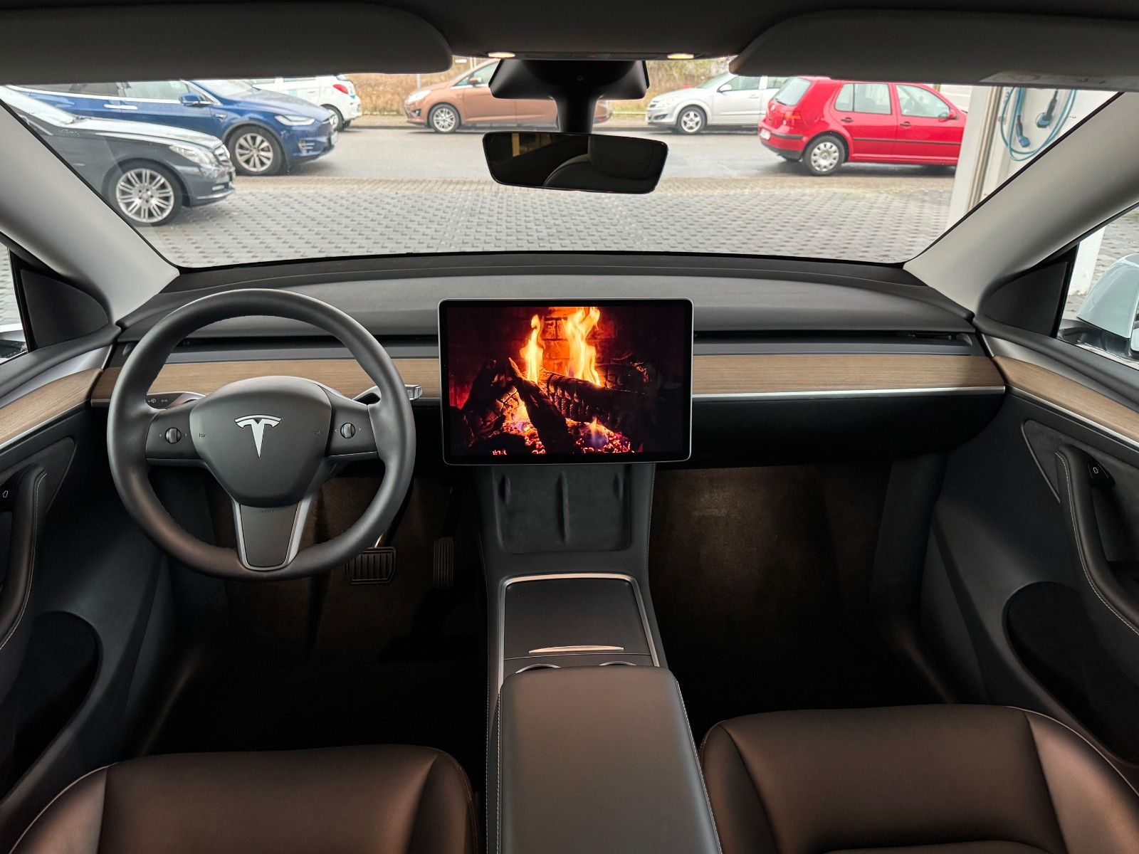 Tesla Model Y Premium Lang Range Allrad/581km 93% /AHK