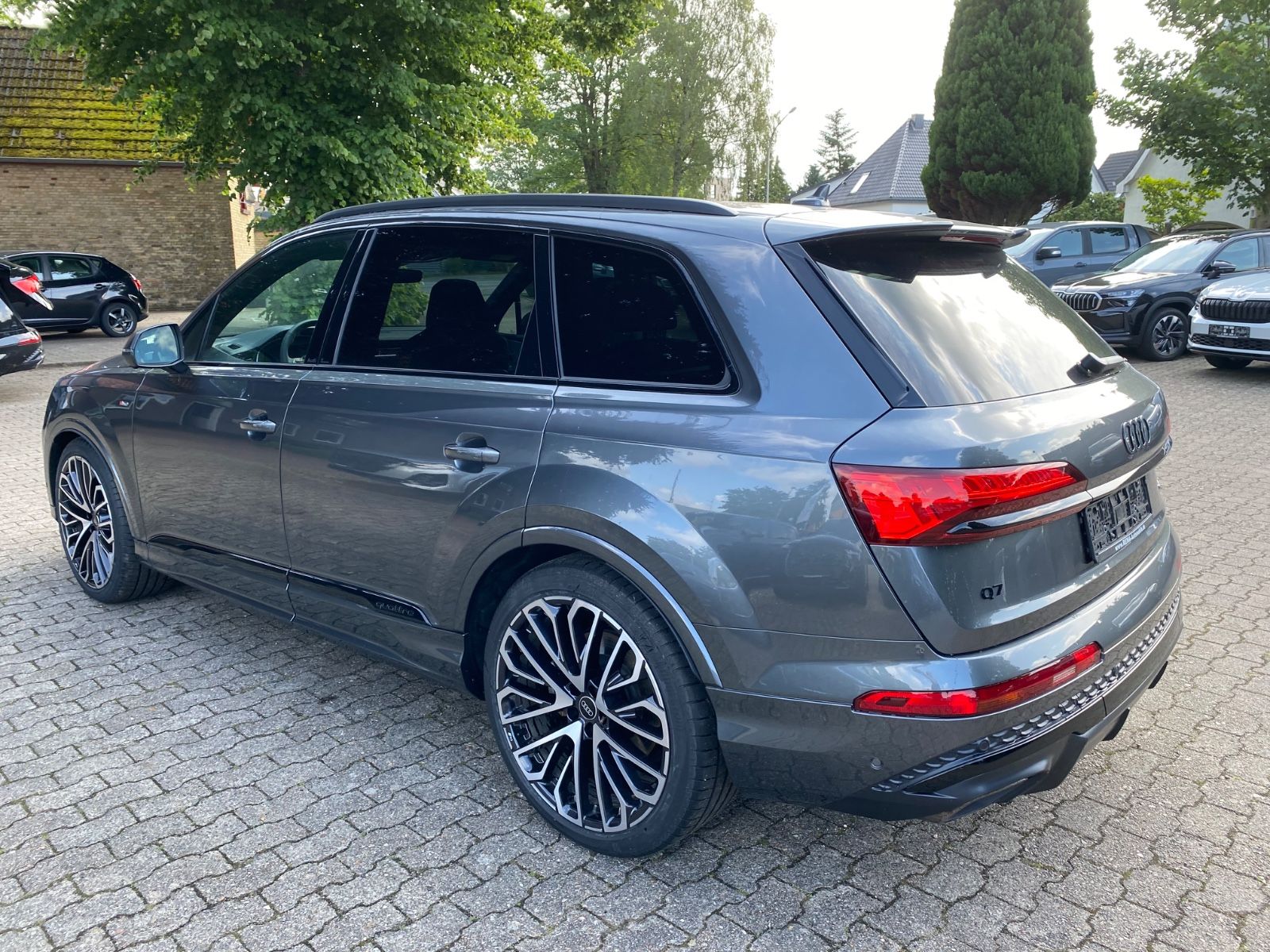Audi Q7 50 TDI S line 7 Si  Panorama Allradlenkung 22