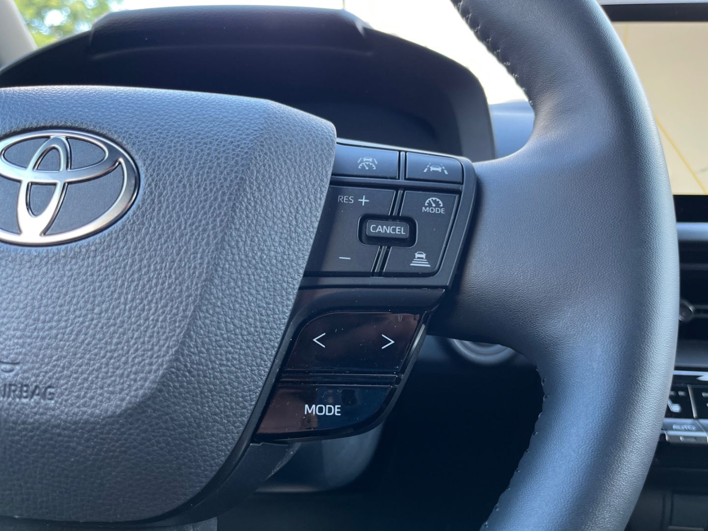 Toyota C-HR 1.8 Hybrid Team D *LED*ACC*Kamera*Navi*SHZ*