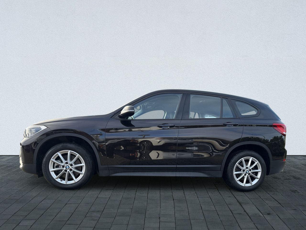 BMW X1 xDr20i Advant - Samsaru's Car Outlet