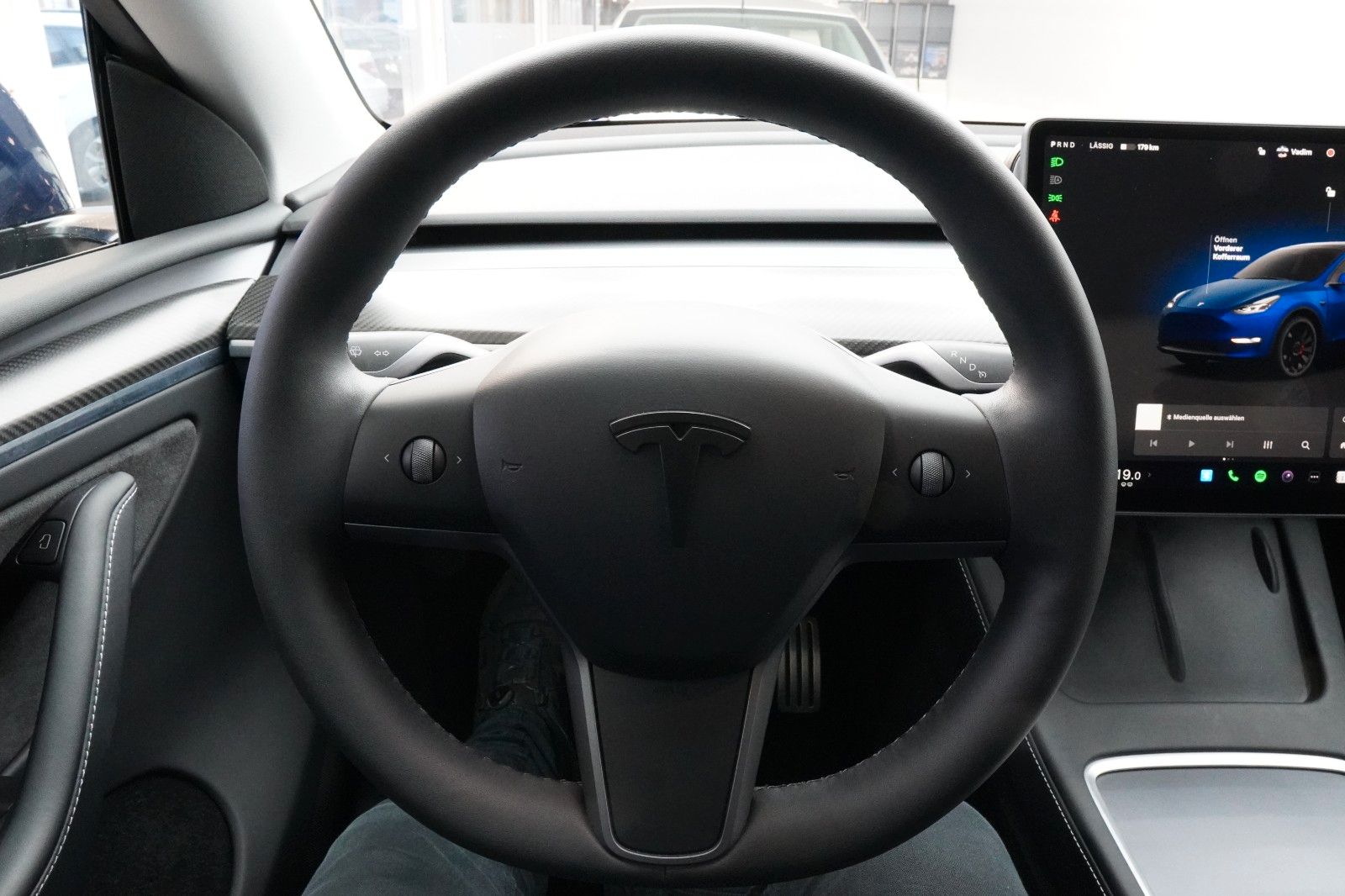 Tesla Model Y Performance Dual AWD *MwSt*Deep Blue*