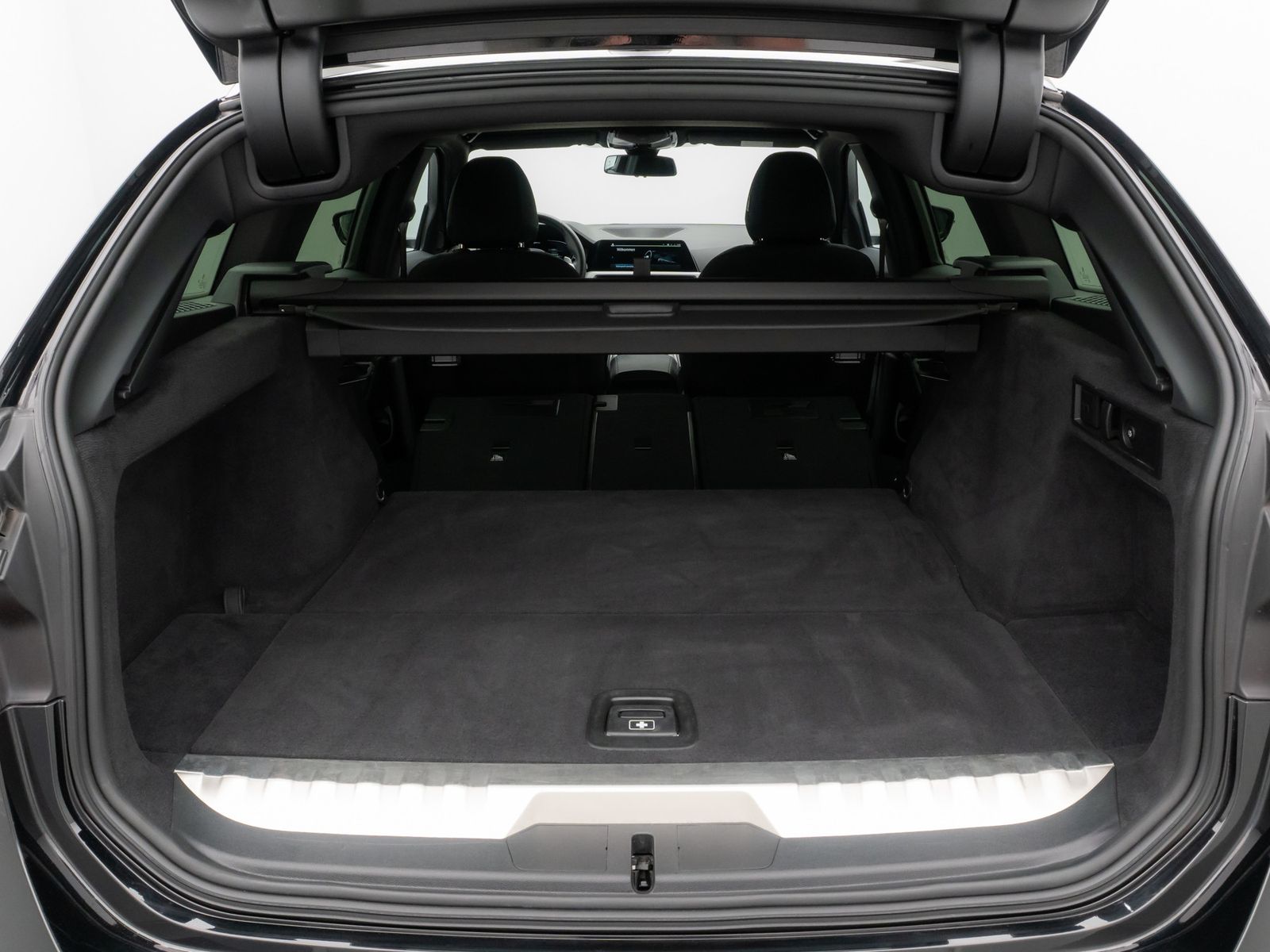 BMW 320e - Samsaru's Car Outlet