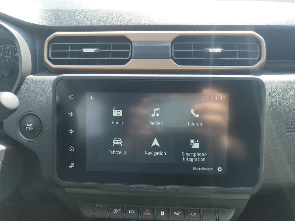 Dacia Duster TCe150 EDC Extreme - Samsaru's Car Outlet