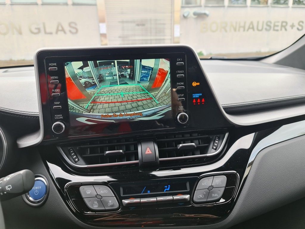Toyota C-HR Hybrid - Samsaru's Car Outlet