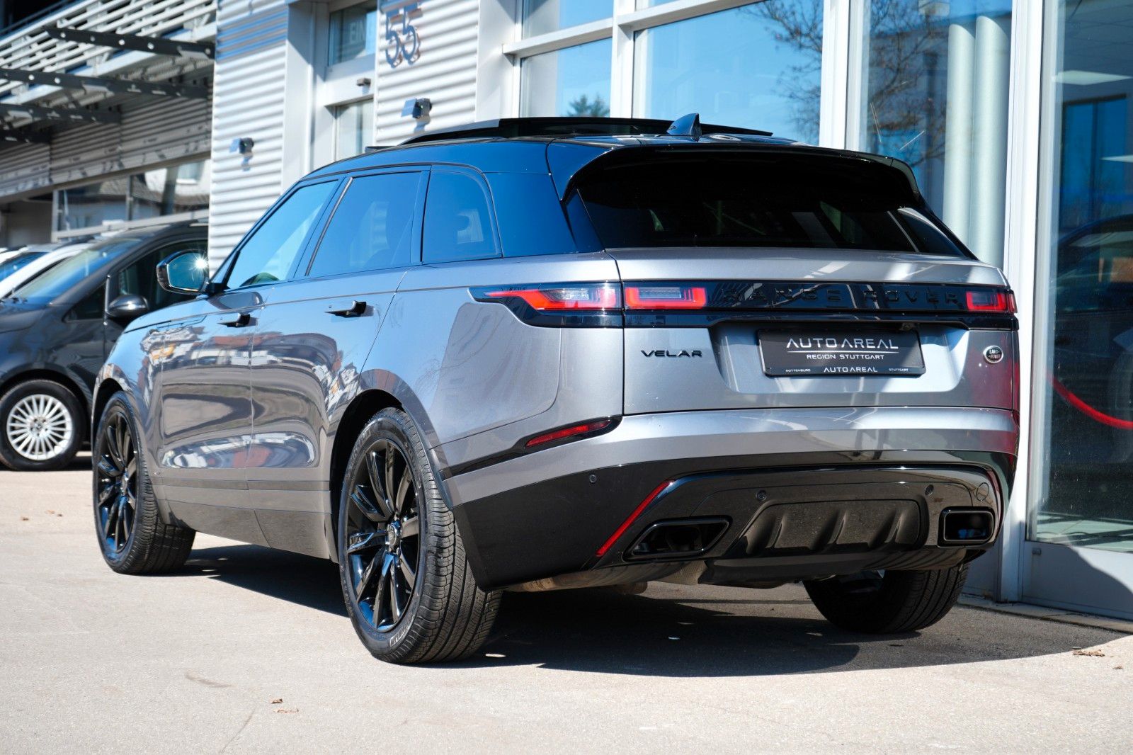 Range Rover Velar R-Dynamic - Samsaru's Car Outlet