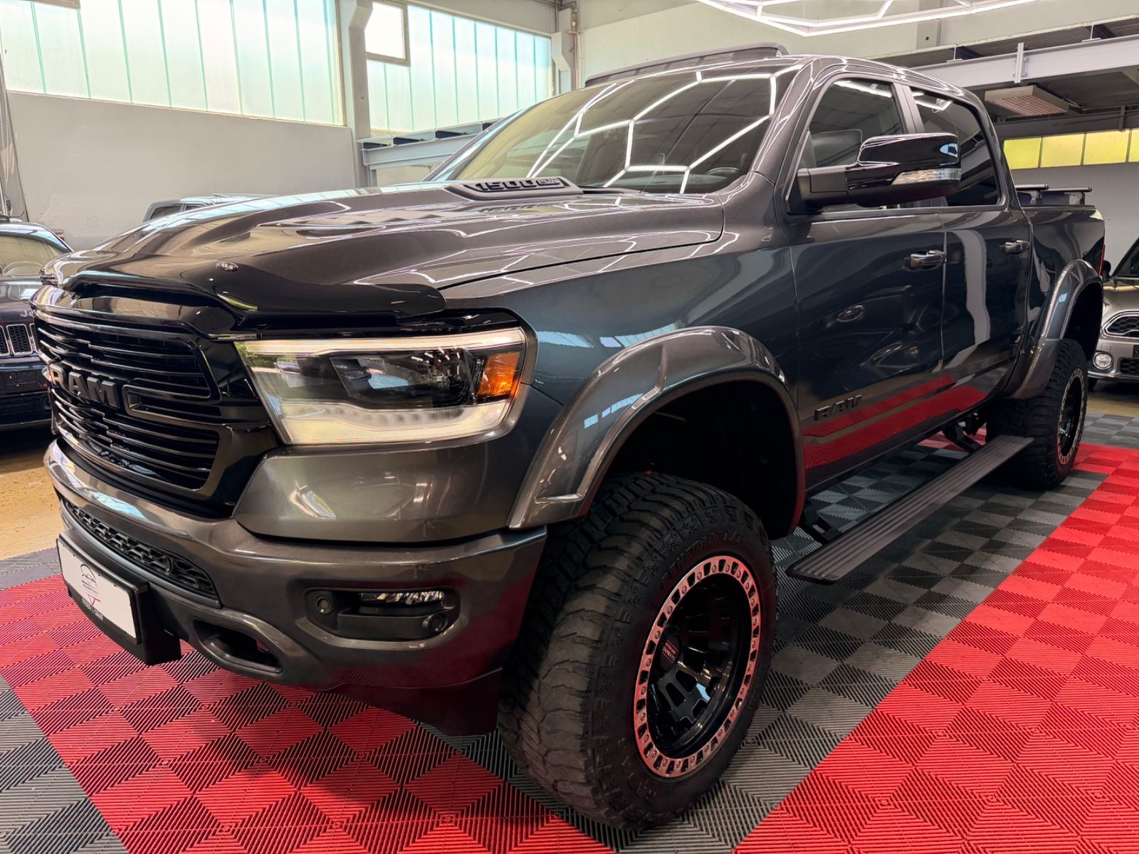 Dodge RAM 1500 5.7 4X4 LARAMIE PANO LPG MonsterTruck