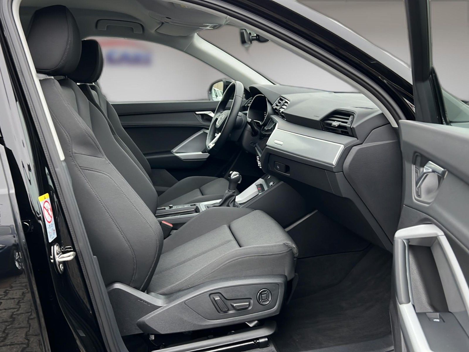 Audi Q3 40 TDI quattro S line - Samsaru's Car Outlet